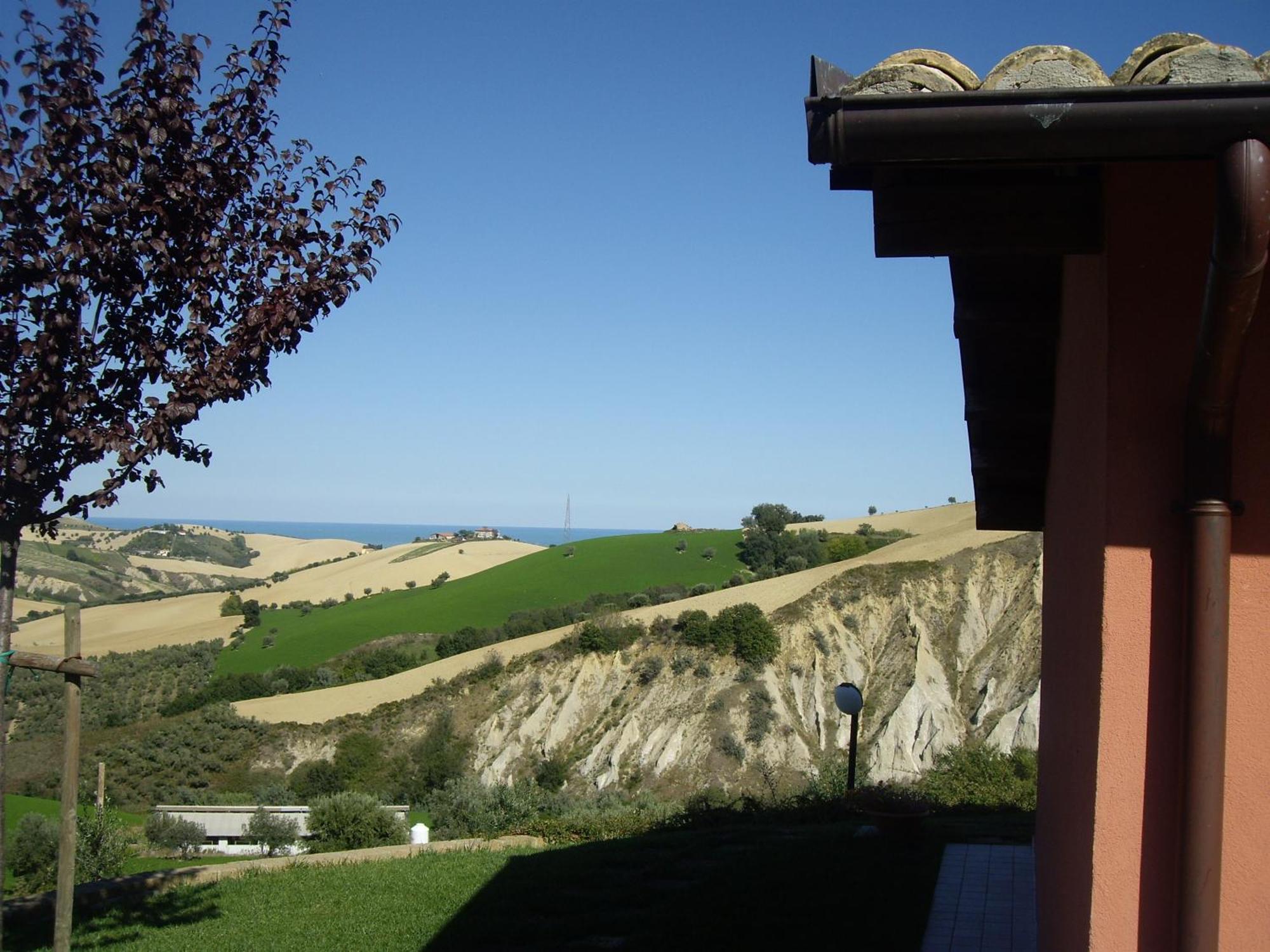 Agriturismo Il Borgo Degli Ulivi روزيتو ديلي أبروتسي المظهر الخارجي الصورة