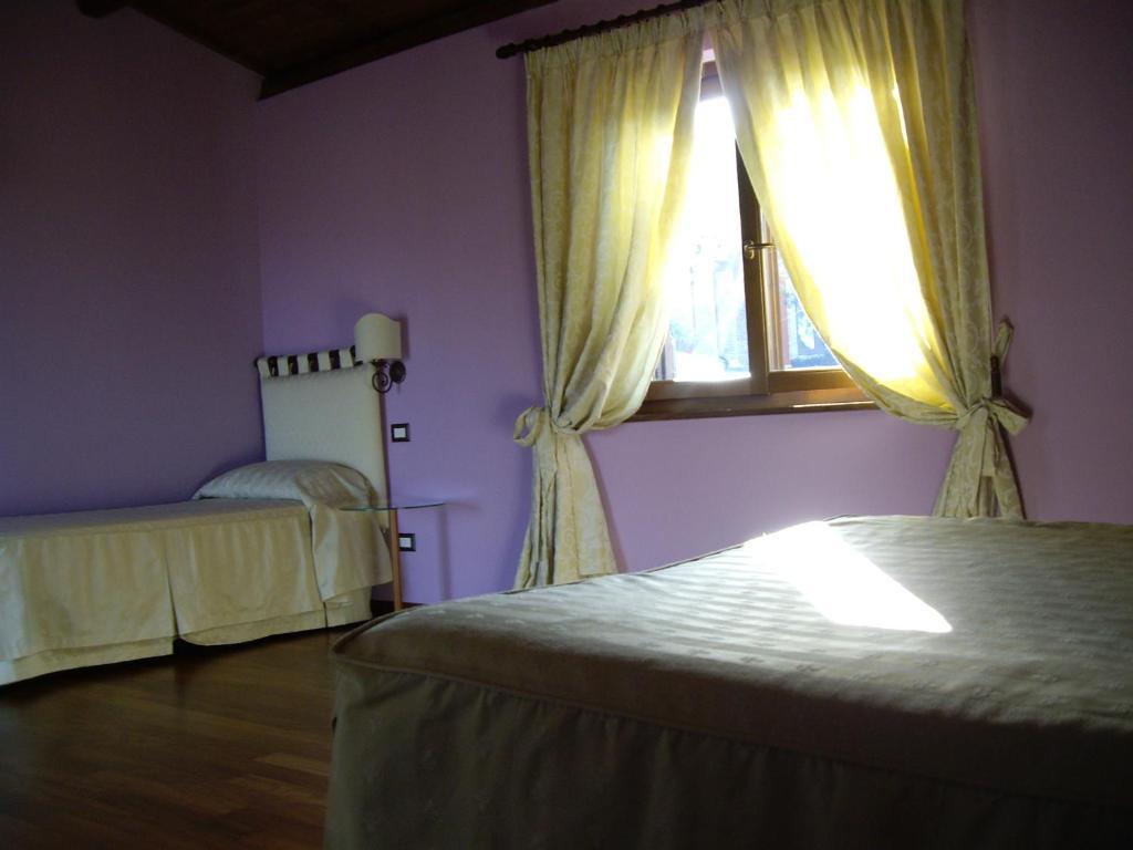 Agriturismo Il Borgo Degli Ulivi روزيتو ديلي أبروتسي الغرفة الصورة